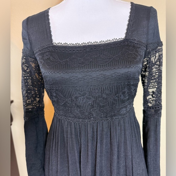 A Byer size 3 black gauze lace cottagecore dress - Picture 4 of 8